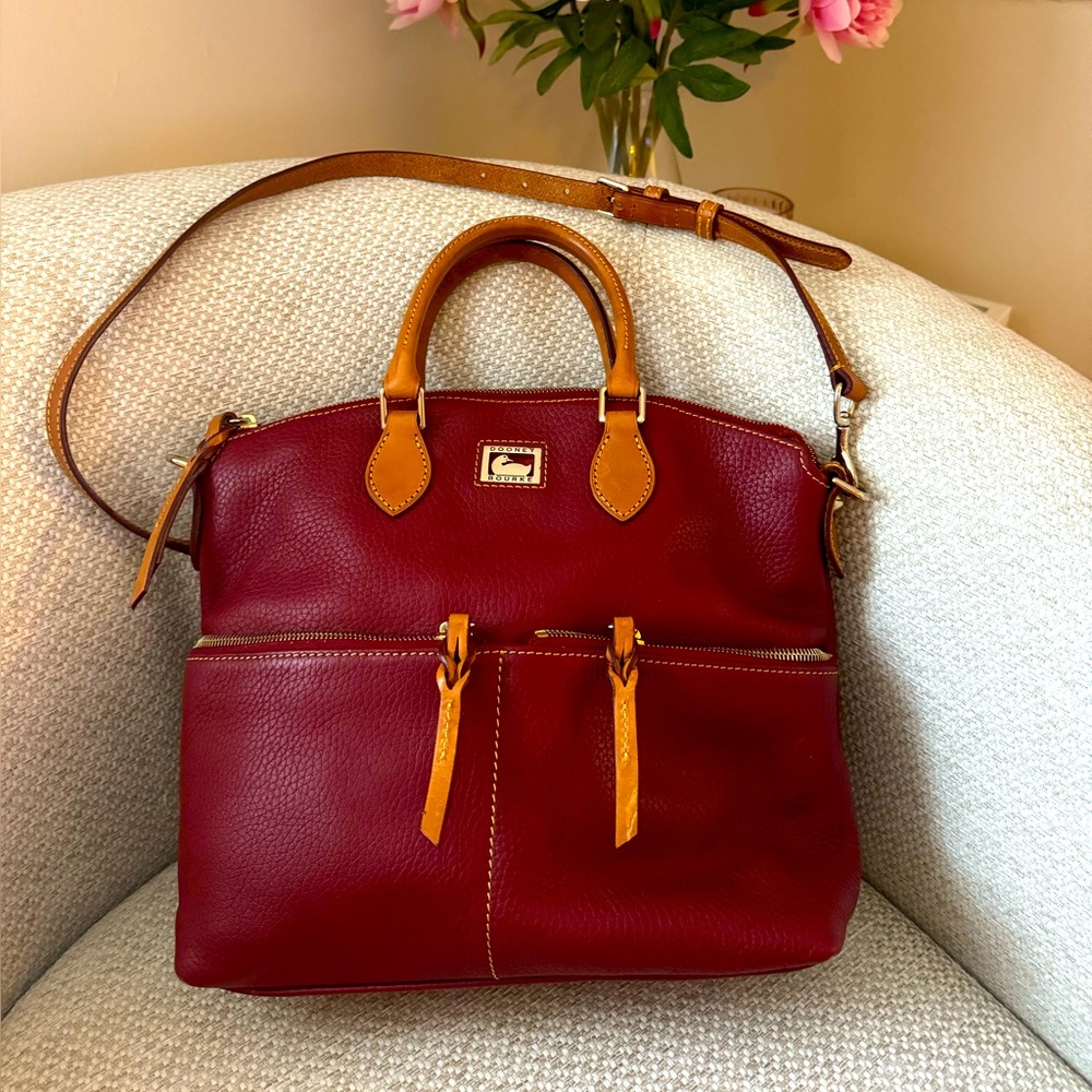 Dooney & Bourke Bag ❤️